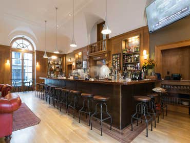 Jockey Hollow Bar & Kitchen