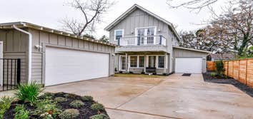 Photos by River City Homes, LLC.main #1