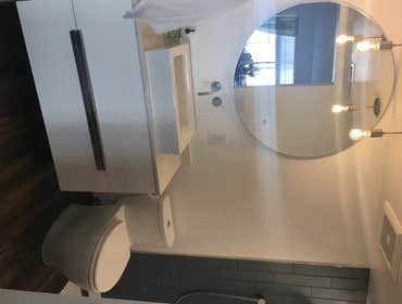 Kelly's Townhouse Bath Remodels