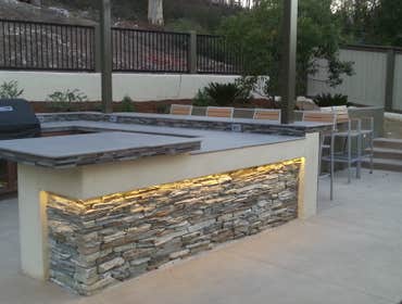 Apache Cloud stone & tiled BBQ