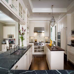 Devin - Winnetka, Illinois Four Bedroom House in Winnetka, Illinois