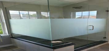 Custom frosted privacy stripe