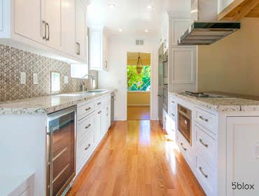 Home remodel completed for Amy G. in Los Angeles. This home remodel was completed for Amy G. in Los Angeles.
We gave the space a complete makeover, tra