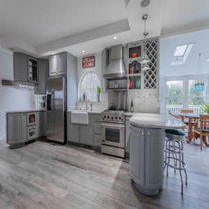 Lakeview Builders LLC