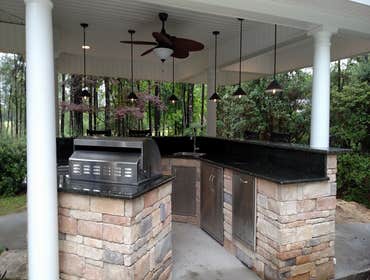 VARNADO BUILDERS CUSTOM