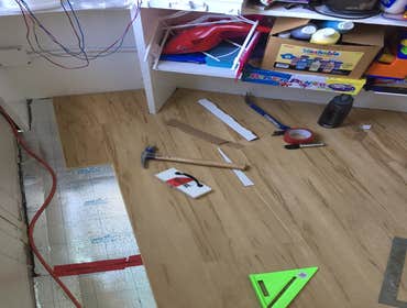 Hals Carpet & Vinyl Project