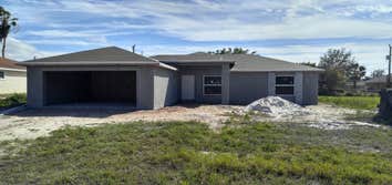 1146 SW 5th Ter, The Royal Palm