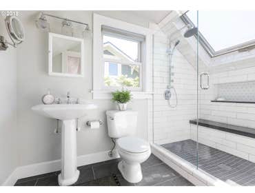 Photos by Mount Hood Build & Remodel LLC #1