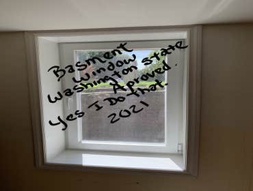 Egress window