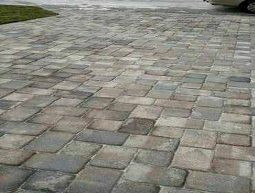 Seal-Away pressure washing sidewalk, driveway, & fence Before and after pictures pressure washing sidewalk, fence, & driveway. Call Seal-Away today to