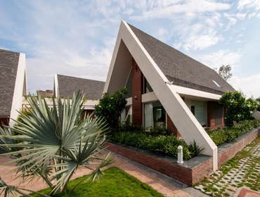 Roof remodeling – Parklabrea Overhaul or a change in the configuration of the roof - this major reconstruction can only be done by real professionals, 