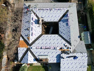 Photos by Barak Builders Group Inc #1 Roofing
Landscape
Kitchen