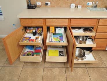 Kitchen Pull-Out shelves