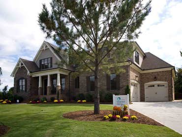 Works by Cotton Custom Homes,