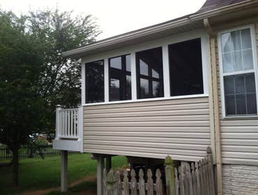 Photo(s) from D J Richards Carpentry