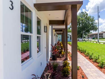 Cobblestone Walk Eight Unit Townhome Community.