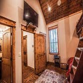 Luxury Custom Cabins