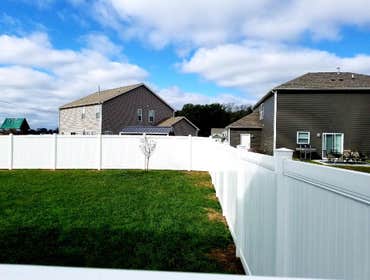 Vinyl Fence Projects