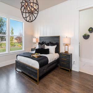 Photos by James Clyde Homes #1